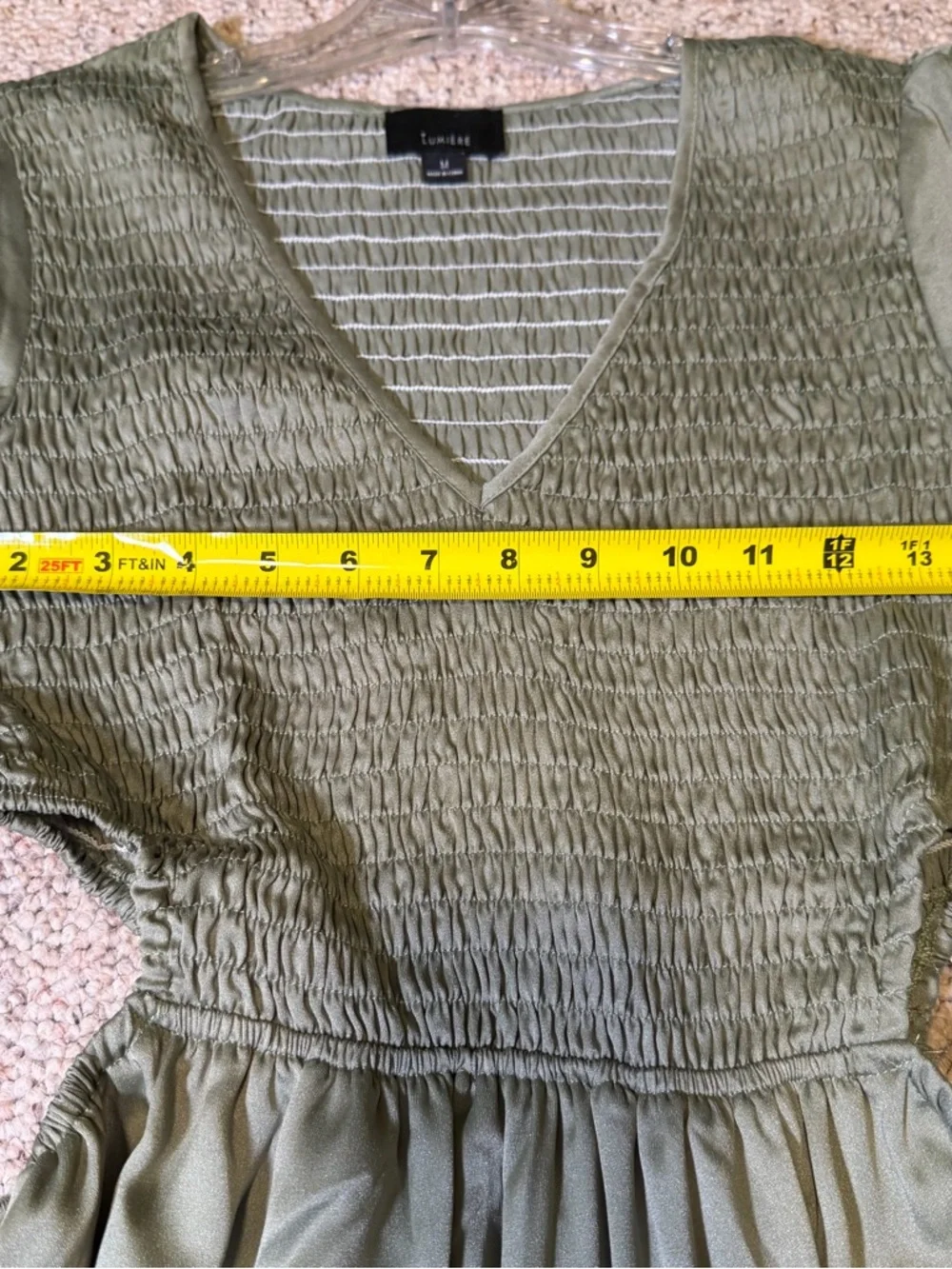 NWT Lumiere Olive Green Maxi Dress Smocked Bodice Side Cut-Out Tiered VNeck Med - Picture 7 of 12